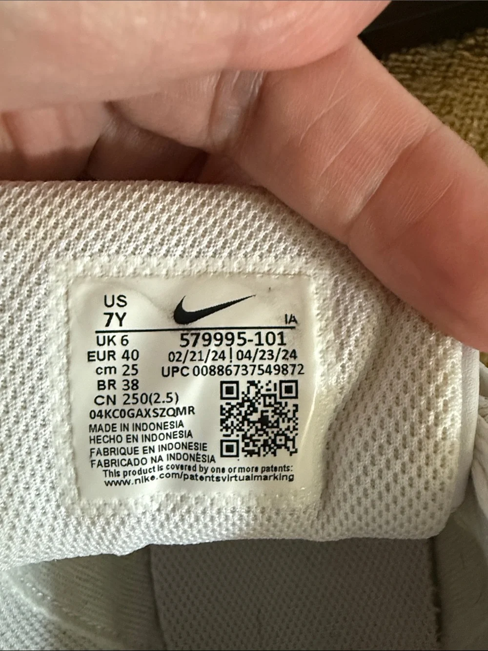 Nike Air Max Kids Sneakers White with Red Accents